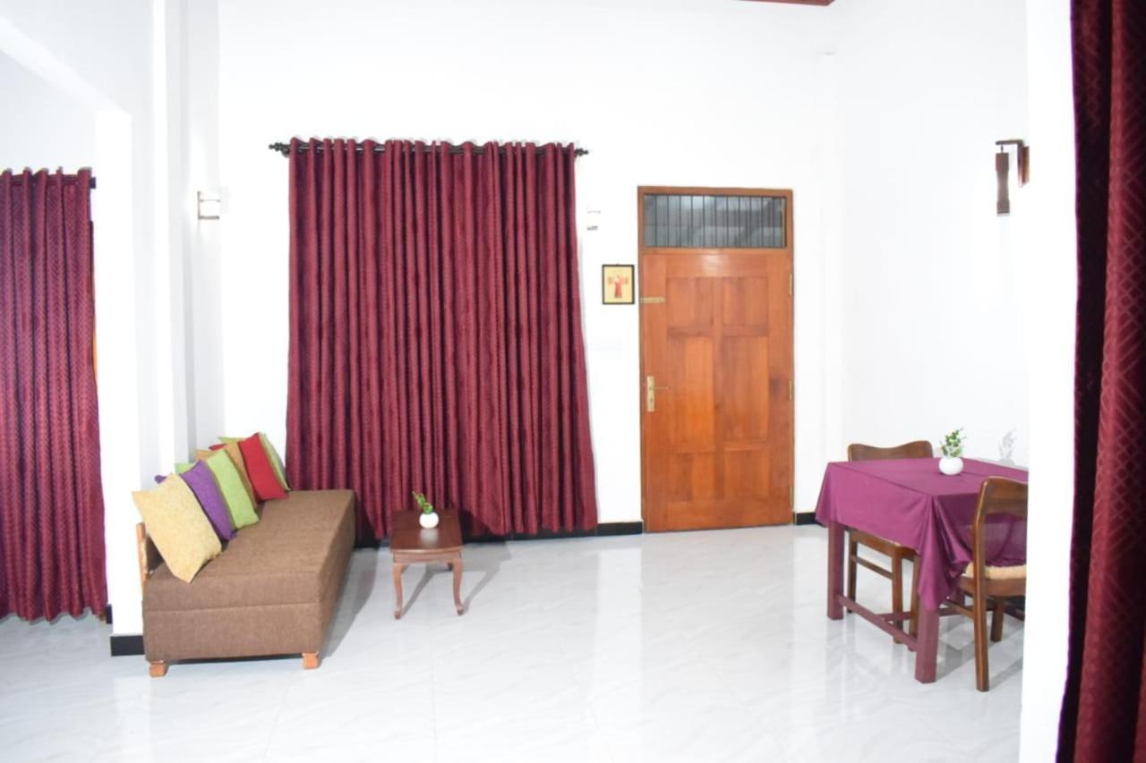 The Alexis'S Guest House 尼甘布 外观 照片