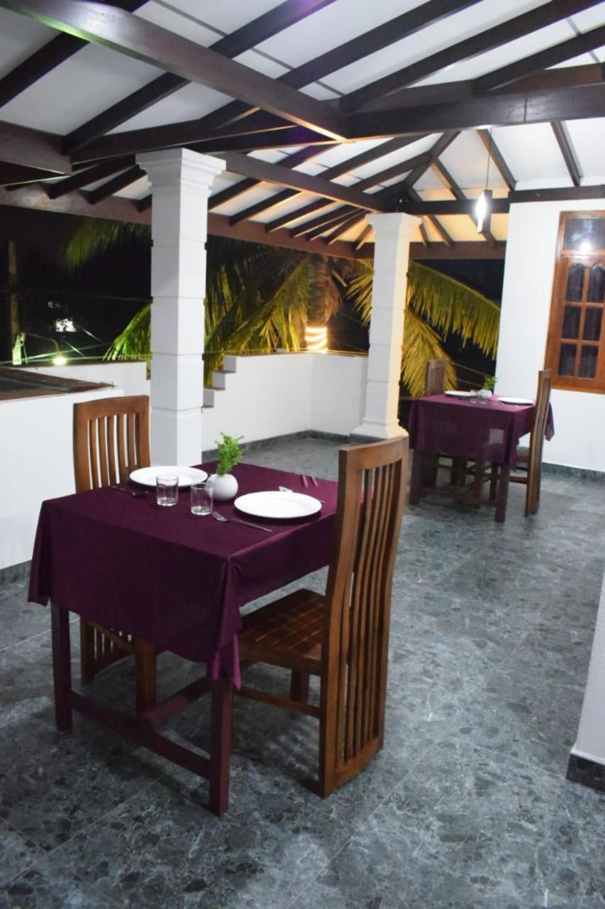The Alexis'S Guest House 尼甘布 外观 照片